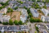 Komfortabel wohnen – Aufzug, Balkon und viel Raum zum Leben - Luftaufnahme
