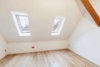 Top-Kapitalanlage mit Potenzial: 3 Wohneinheiten plus Gewerbeanbau - DG - Schlafzimmer