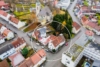 Top-Kapitalanlage mit Potenzial: 3 Wohneinheiten plus Gewerbeanbau - Luftaufnahme