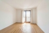 Traumhaftes WG-Zimmer mit privatem Balkon und Panoramablick - Zimmer