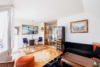 Traumhafte Stadtwohnung - Südbalkon, Aufzug & TOP Anbindung - Wohnzimmer