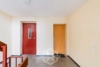 Großzügig. Hell. Besonders. – 4-Zimmer-Wohnung mit Balkon - Wohnungseingang