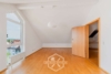 Wohngefühl auf zwei Ebenen – lichtdurchflutete Maisonette mit Balkon - Schlafzimmer