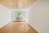 Wohnen mit Balkon: 2-Zimmer-Wohnung in Stuttgart-Süd - Wohn- und Esszimmer