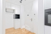 Erstklassig möblierte 2-Zimmer-Wohnung - Eingangsbereich mit eingebauter Garderobebe