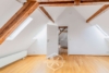 Geräumige 4-Zimmer-DG-Maisonette in bester Lage des Stuttgarter Südens - Schlafzimmer 2