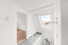 Kernsanierte Maisonette Wohnung mit 3 Zimmern - Flur