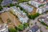 Komfortabel wohnen – Aufzug, Balkon und viel Raum zum Leben - Luftaufnahme