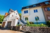 Familientraum mit Naturkulisse und Pool - Außenansicht