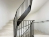 Hochwertig ausgestattetes 2-Zimmer-Apartment im Villengarten - Treppenhaus