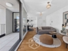 Hochwertig ausgestattetes 2-Zimmer-Apartment im Villengarten - Wohnzimmer