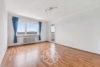 Licht. Höhe. Weitblick. – 3 Zimmer für besondere Ansprüche - Wohnzimmer