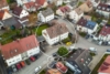 Drei Zimmer, tausend Möglichkeiten – und eine Garage obendrauf! - Außenansicht
