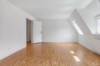 Hoch hinaus in Stuttgart-Süd – 88 m² mit Aussicht - Wohnzimmer
