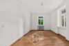 Repräsentative 4-Zimmer-Wohnung in bester Innenstadtlage - Schlafzimmer