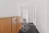 Schluss mit Schreibtisch-Tetris – 105 m² warten auf Sie! - Flur