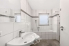 Aufzug auf. Penthouse an. 4 Zimmer mit Terrasse - Badezimmer