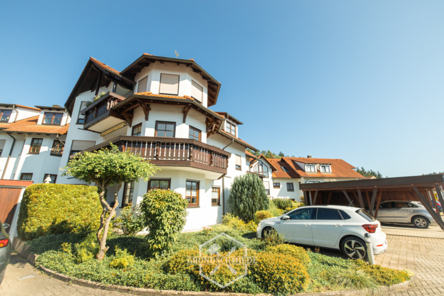 Großzügige 4,5- Zimmer-Wohnung mit viel Potenzial, 72818 Trochtelfingen, Etagenwohnung