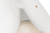 Kernsanierte Maisonette Wohnung mit 3 Zimmern - Flur